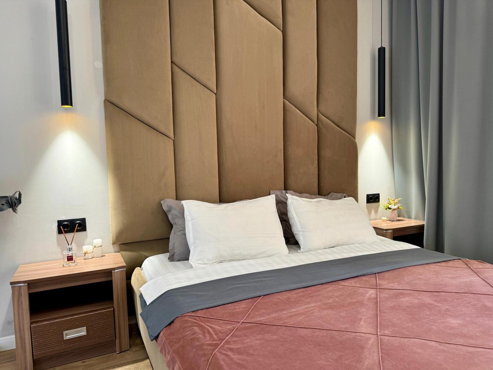 Apartment Lux 2х комнатная за шатыром *